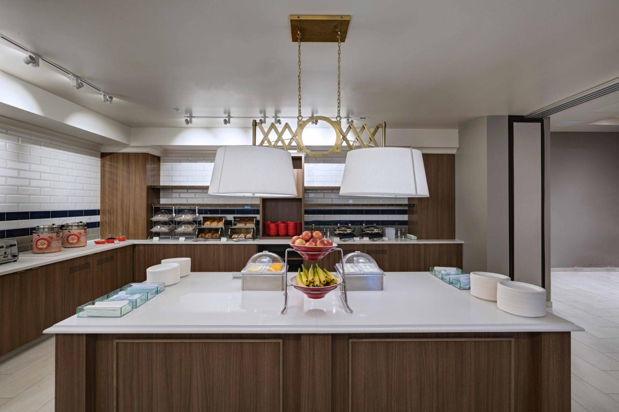Towneplace Suites By Marriott San Diego Airport/Liberty Station Buitenkant foto
